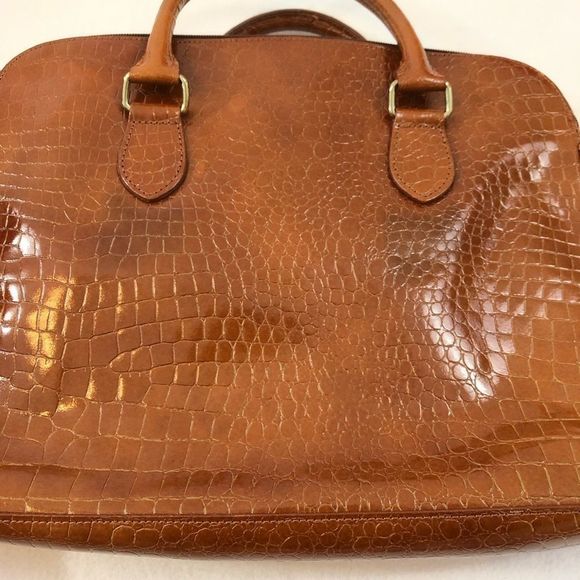 Wathne Medallion Brown Embossed Leather Handbag - Picture 3 of 7